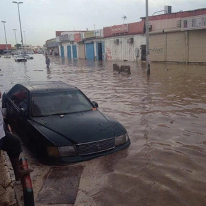 غرقت جدة .. وذروة الحالة الماطرة لم تبدأ بعد! 