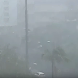 ارتفاع عدد قتلى الاعصار "جوني"  في الفلبين ونقل المساعدات جواً لآلاف المحاصرين