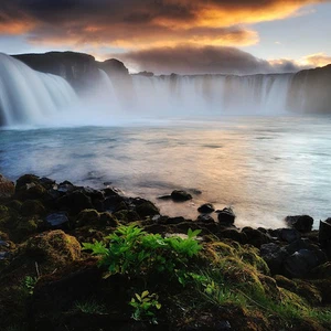 30 photos incroyables et 10 cascades incroyables en Islande