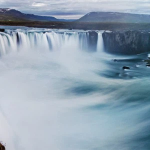 30 amazing photos and 10 amazing waterfalls in Iceland