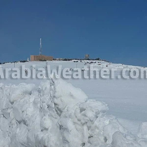 ٥٠ صورة لمترين من الثلوج في الطفيلة