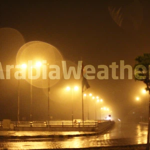 بالصور : الأمطار خلال فجر اليوم بعدسة طقس العرب 