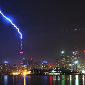 Amazing pictures of lightning around the world