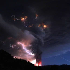 Amazing pictures of lightning around the world