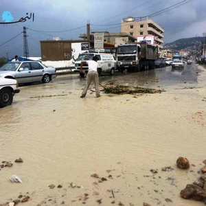 حال الشوارع اللبنانية بعد الأمطار- جريدة النهار