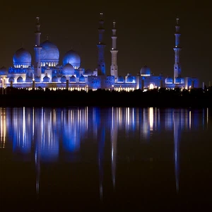 شاهد هذه الصور الرائعة من مسجد الشيخ زايد الكبير