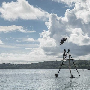 Wonderful pictures from the Solomon Islands..and you may have a visit