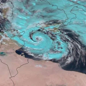 صور الأقمار الاصطناعية المُشغلة لدى طقس العرب توضح "عين" الإعصار قبالة سواحل مالطا