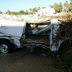 سلطنة عُمان: صور مُروعة من ولاية نزوى بعد انجلاء العاصفة