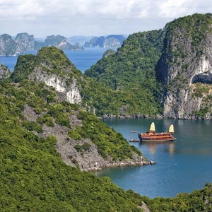 In pictures: Learn about the legendary beauty of nature in Vietnam