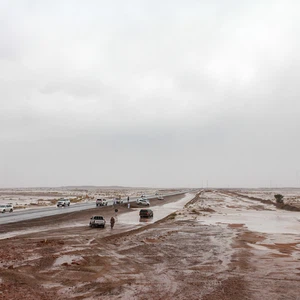 صور مميزة من أمطار وبروق جنوب حائل من الاربعاء حتى السبت  