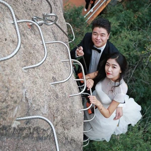 بالصور .. شاهد أخطر حفل زفاف في العالم