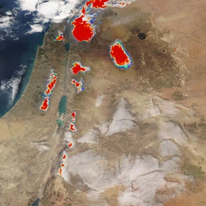 خارطة توضع مدى سماكة تراكمات الثلوج المتبقية