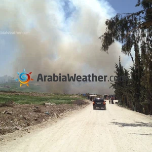 اندلاع حريق كبير غرب العاصمة عمان .. مشاهد حصرية من قلب الحدث