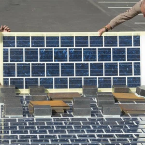 شركة فرنسية تبتكر طلاء لشحن السيارات وتوليد الطاقة