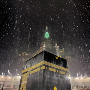 Video | Rain covers Mecca and Arab Weather expects the same scenario to be  repeated on Friday afternoon.. Details | ArabiaWeather | ArabiaWeather