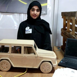 An Emirati woman creates a device that prevents children from suffocating in cars in the summer