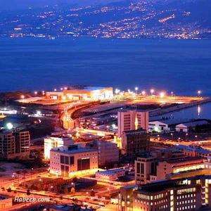 صورة ليلية لمدينة بيروت