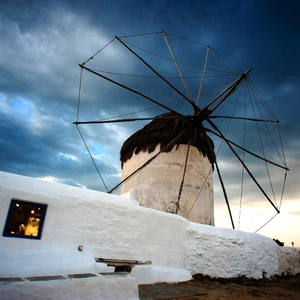 سيكلاديز.. الأفضل لقضاء الإجازة بين جزر اليونان