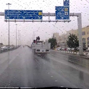 قطر: بعد قترة من الإنقطاع،،أمطار الخير متوقعة عصر وليل السبت 