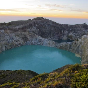 What do you know about the colorful lakes of Flores Island?