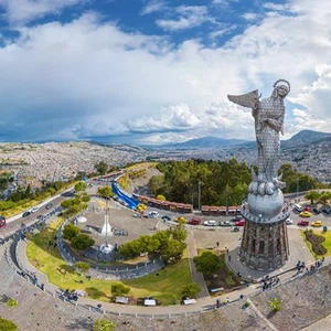 Que faites-vous à Quito, la capitale de l'Equateur ?