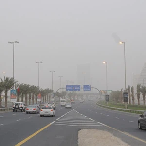 Saudi Arabia Active winds raise dust and dust in parts of the eastern ...