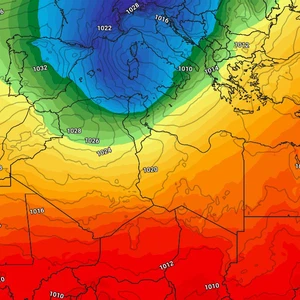 Détails d&#39;un système de basse pression apportant de fortes pluies et de la neige qui affectera l&#39;Afrique du Nord