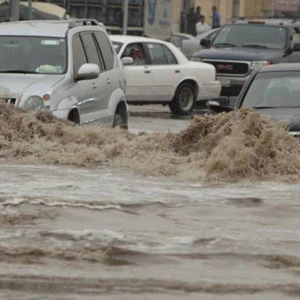 Why does rain fall in the Gulf Mountains in summer and disappear from Jordan?