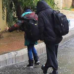 School start times will be delayed in the districts of Basira and Petra for tomorrow, Monday.