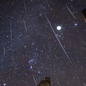The skies of the Arab world are awaiting the peak of the Ursid meteor shower at dawn on Tuesday.