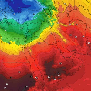 The clash between cold and warm air masses foreshadows frequent weather and temperature fluctuations in the coming period.