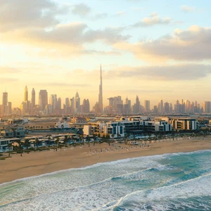 Emirates | Continuous blowing of dusty southwesterly winds.