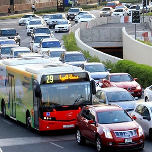 بهدف الحد من الإنبعاثات: جوائز قيمة لمُستخدمي النقل الجماعي في الإمارات