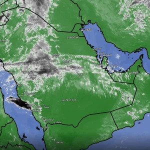 السعودية - 2:00 مساءً | سحب ركامية مترافقة بأمطار متفاوتة الغزارة تؤثر على عدة مناطق من المملكة
