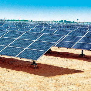 China deploys solar panels in the Jai Tai desert for clean energy