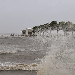 ارتفاع عدد ضحايا إعصار وينستون في فيجي إلى 17 قتيلاً