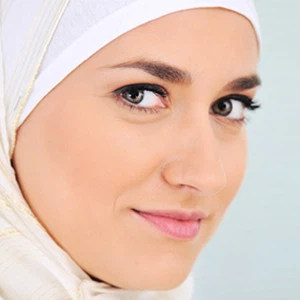 وصفات للوجه المرهق لبشرة متألقة في رمضان