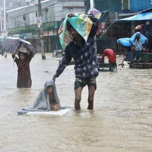 Vidéo et photos | Les inondations catastrophiques de la mousson au Bangladesh et en Inde tuent des dizaines de personnes et font des millions de sans-abri
