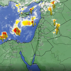 الأردن | سُحب رعدية تؤثر على البادية الشرقية الآن وتوقعات باشتدادها خلال الساعات القادمة