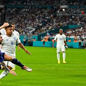 Messi mène l'Argentine à la victoire contre le Honduras lors d'un match amical à Miami