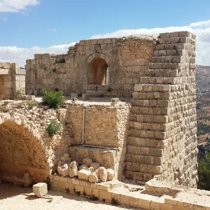طقس نهاية الأسبوع .. أجواء صيفية معتدلة ومناسبه لقضاء النشاطات الخارجية