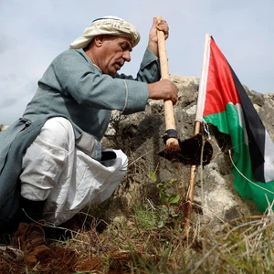 يوم الأرض الفلسطيني.. قصة صرخة تصدي للاستيطان والتهويد.. تعرف على التفاصيل