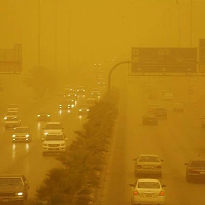 صور قديمة لأجواء مُغبرة في العاصمة الرياض 
