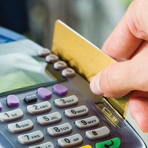 نصائح لاستخدام آمن للبطاقات أثناء السفر