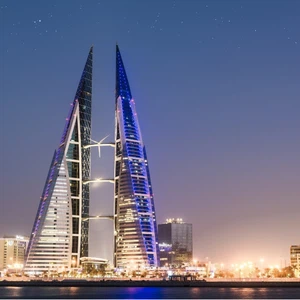 البحرين: طقس حار عُموماً نهاية الأسبوع ورياح شمالية غربية نشطة تؤثر على المملكة 
