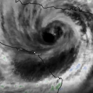 Released now | Oman Meteorology issues warning No. 3 in conjunction with the movement of Cyclone Shaheen towards the coasts overlooking the Sea of Oman