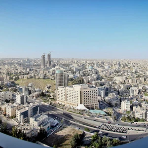 الجمعة... أجواء حارة في عموم المناطق وبشكل لافت في البحر الميت والعقبة