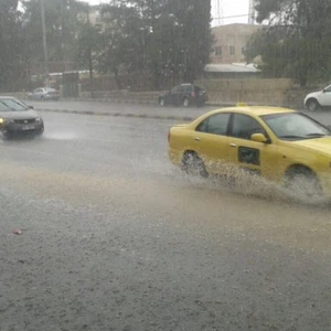 منح مدراء التربية صلاحية تأخير أو تعطيل المدارس يوم الأربعاء	