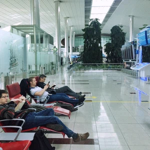 Conseils pour se débarrasser de l'ennui en attendant à l'aéroport